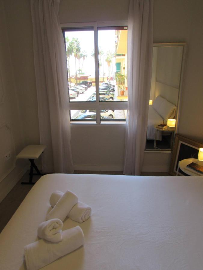 Apartamento A 50 Metros De La Playa Malagueta Con Vistas Al Mar Malaga Exterior photo