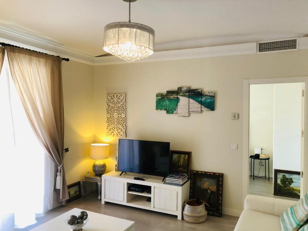 Apartamento A 50 Metros De La Playa Malagueta Con Vistas Al Mar Malaga Exterior photo