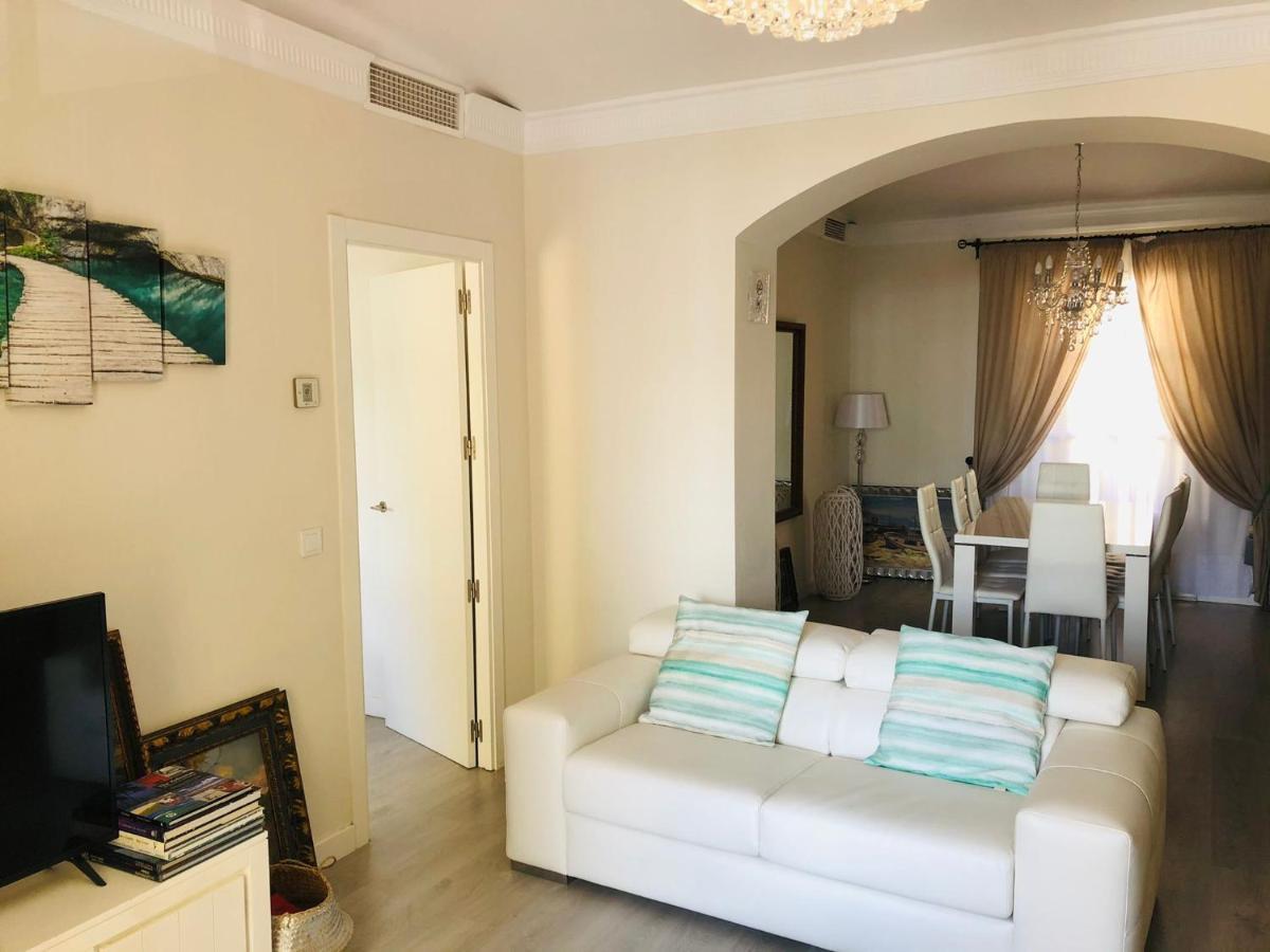 Apartamento A 50 Metros De La Playa Malagueta Con Vistas Al Mar Malaga Exterior photo