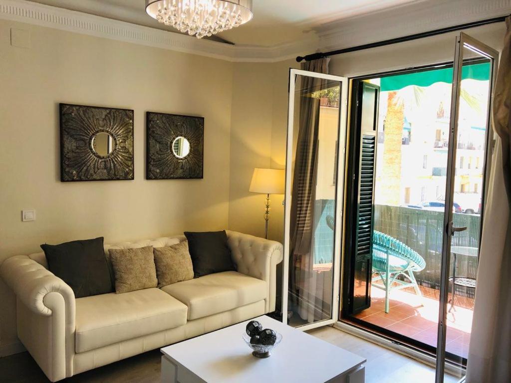 Apartamento A 50 Metros De La Playa Malagueta Con Vistas Al Mar Malaga Exterior photo